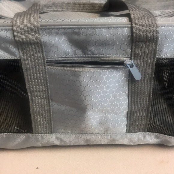 Pet carrier airport approved - Picture 9 of 10